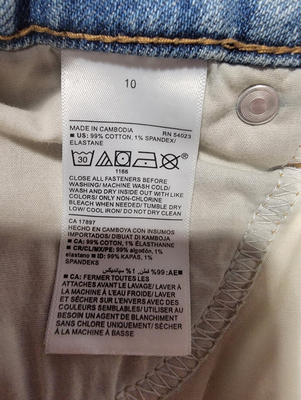 Old Navy Size 10 Blue Denim Distressed Mini Skirt, Raw/Frayed Hem - Picture 7 of 9